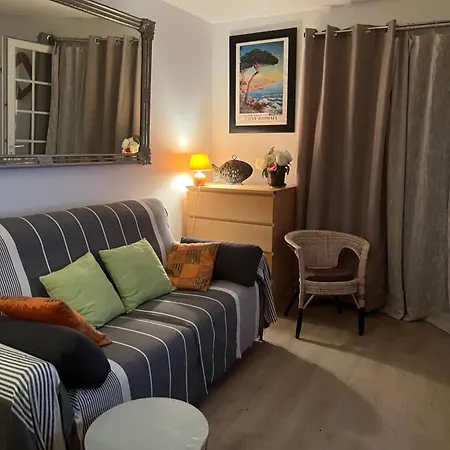 Appartement Nicole Boulouris Calme Tres Proche De La Saint-Raphaël