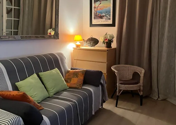 Apartamento Bastidons A Boulouris Pega Proche Du Bord De 83700 Saint-Raphaël